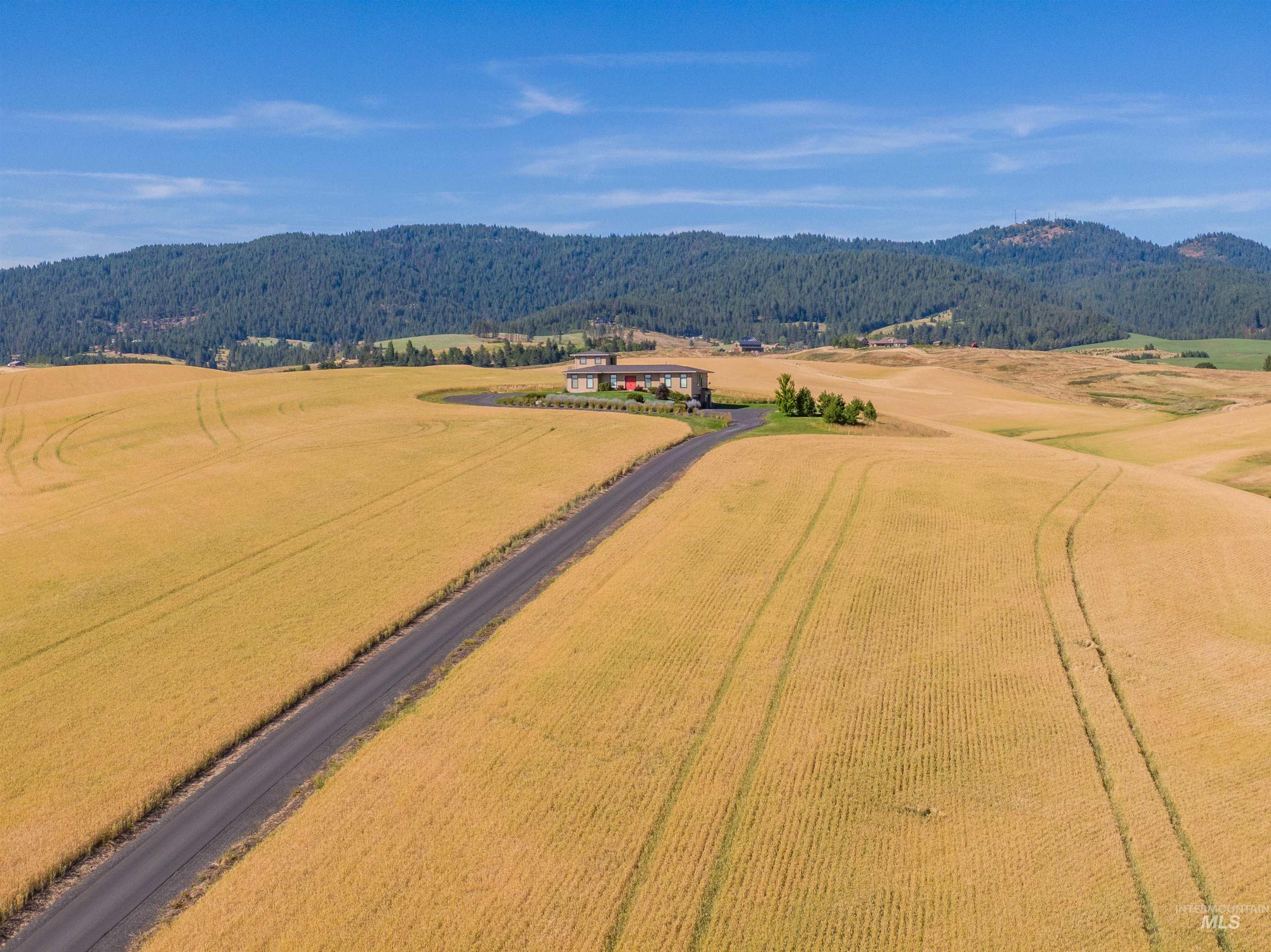 1010 Idlers Rest Rd, Moscow, Idaho 83843, 3 Bedrooms, 3 Bathrooms, Residential For Sale, Price $1,290,000, 98995082