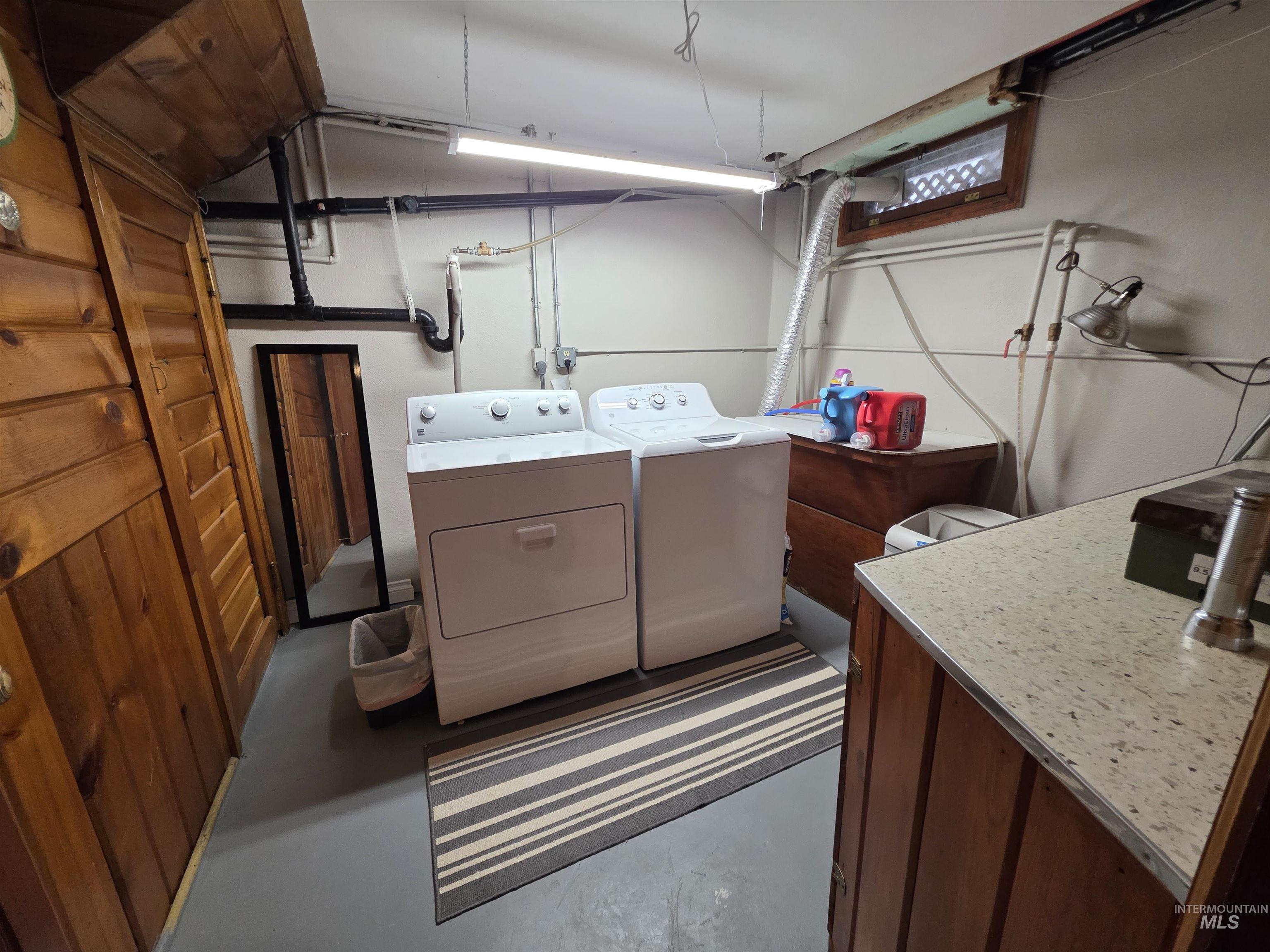 616 N 11th Ave, Buhl, Idaho 83316, 3 Bedrooms, 1 Bathroom, Residential For Sale, Price $325,000, 98995083