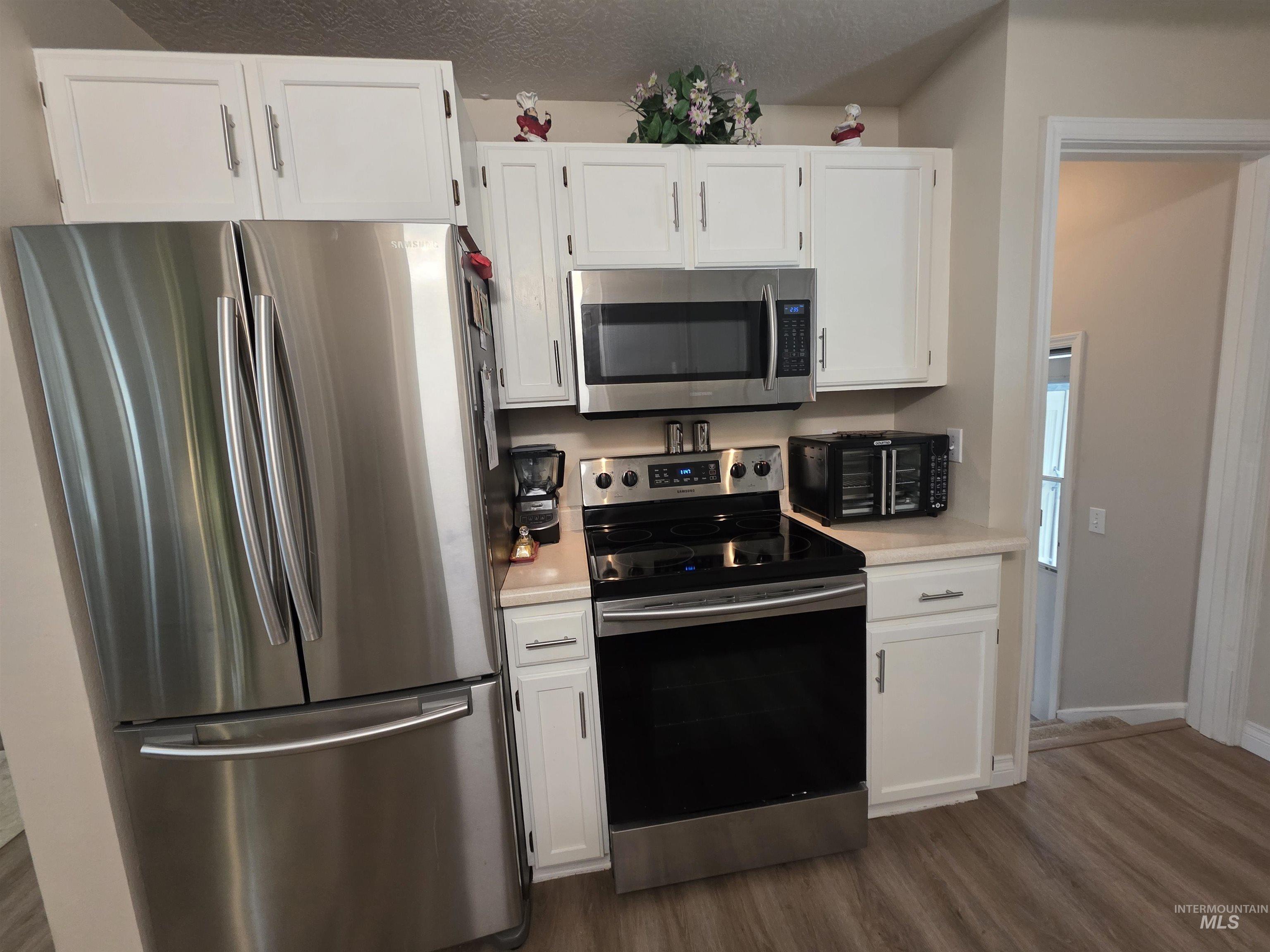 616 N 11th Ave, Buhl, Idaho 83316, 3 Bedrooms, 1 Bathroom, Residential For Sale, Price $325,000, 98995083