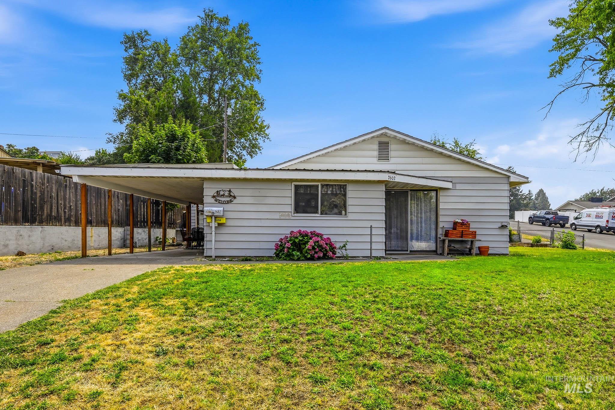 2602 9th Ave, Lewiston, Idaho 83501, 2 Bedrooms, 1 Bathroom, Residential For Sale, Price $299,000, 98995084