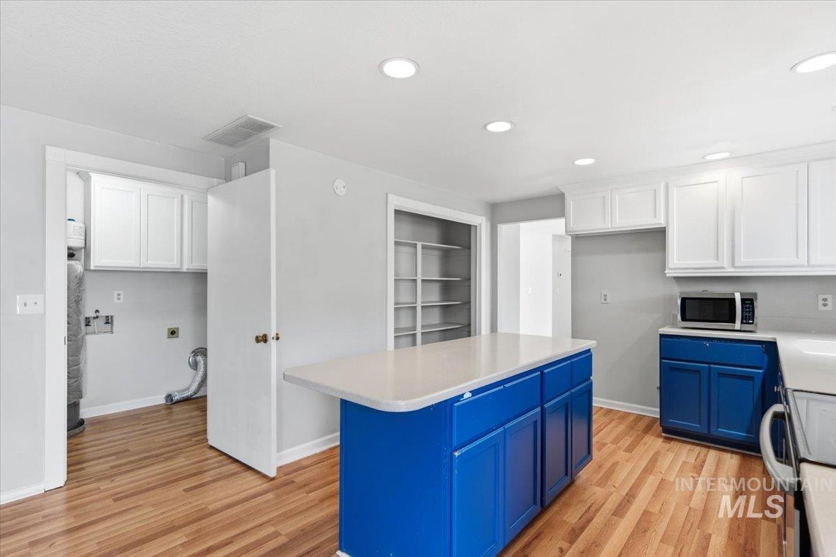 10675 W. Cranberry ct., Boise, Idaho 83717, 3 Bedrooms, 2 Bathrooms, Residential For Sale, Price $459,000, 98995091