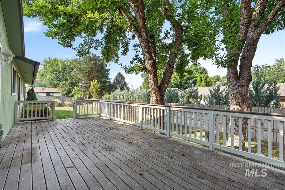 10675 W. Cranberry ct., Boise, Idaho 83717, 3 Bedrooms, 2 Bathrooms, Residential For Sale, Price $459,000, 98995091