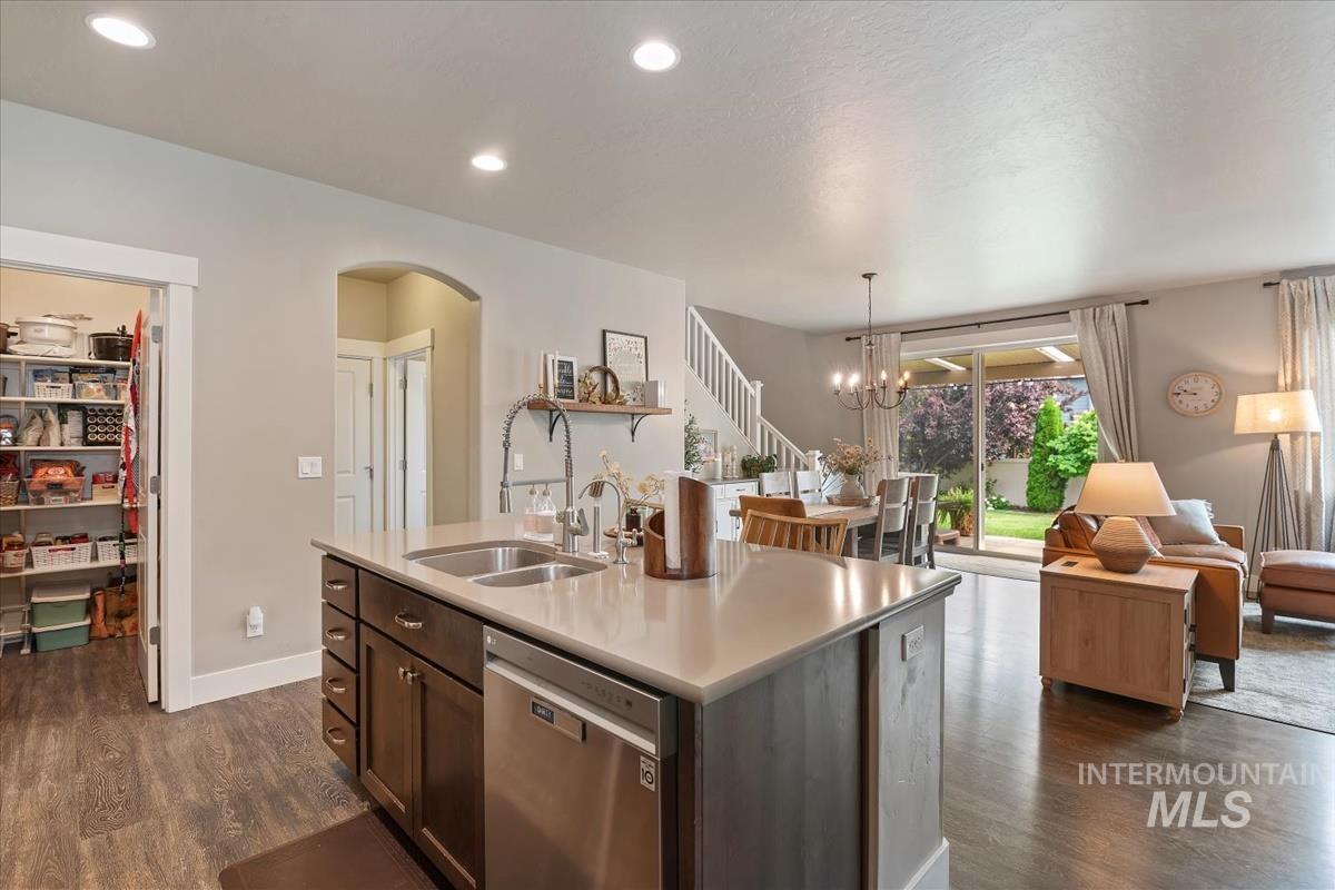 1474 W Bear Track Dr, Meridian, Idaho 83642, 5 Bedrooms, 4 Bathrooms, Residential For Sale, Price $764,990,MLS 98995092