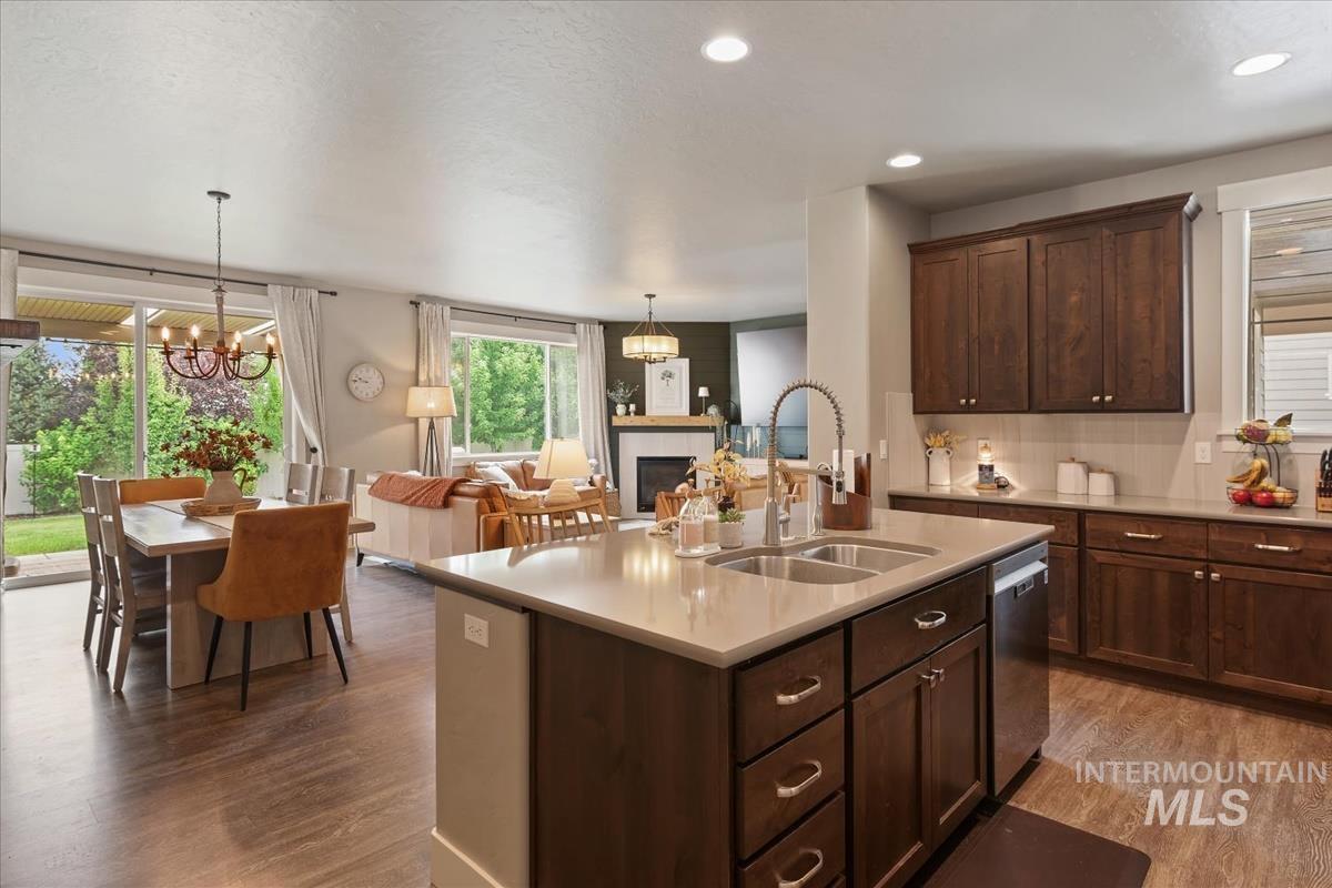 1474 W Bear Track Dr, Meridian, Idaho 83642, 5 Bedrooms, 4 Bathrooms, Residential For Sale, Price $764,990,MLS 98995092