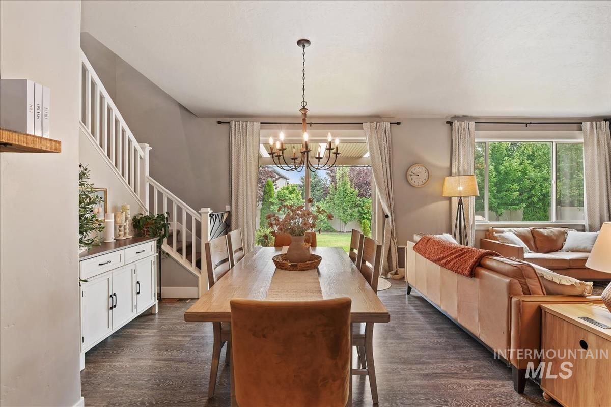 1474 W Bear Track Dr, Meridian, Idaho 83642, 5 Bedrooms, 4 Bathrooms, Residential For Sale, Price $764,990,MLS 98995092