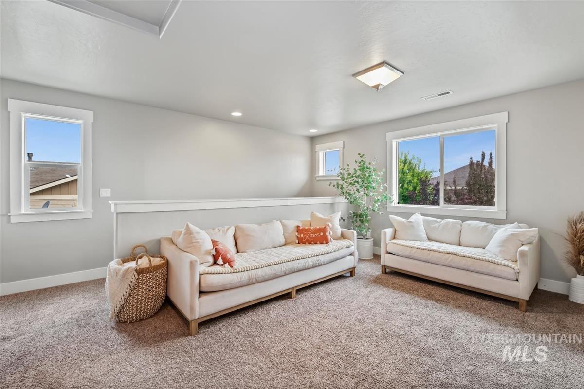 1474 W Bear Track Dr, Meridian, Idaho 83642, 5 Bedrooms, 4 Bathrooms, Residential For Sale, Price $764,990,MLS 98995092