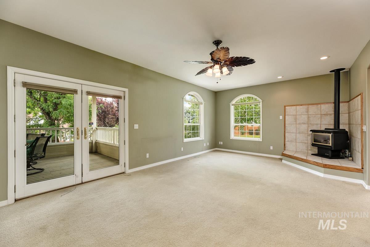 963 E Kingsford Dr, Meridian, Idaho 83642, 4 Bedrooms, 3 Bathrooms, Residential For Sale, Price $699,900, 98995097