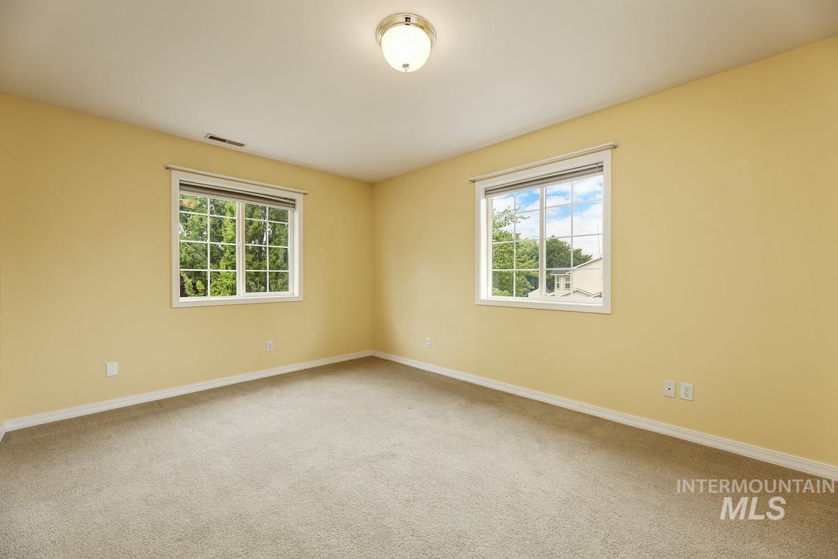 963 E Kingsford Dr, Meridian, Idaho 83642, 4 Bedrooms, 3 Bathrooms, Residential For Sale, Price $699,900, 98995097