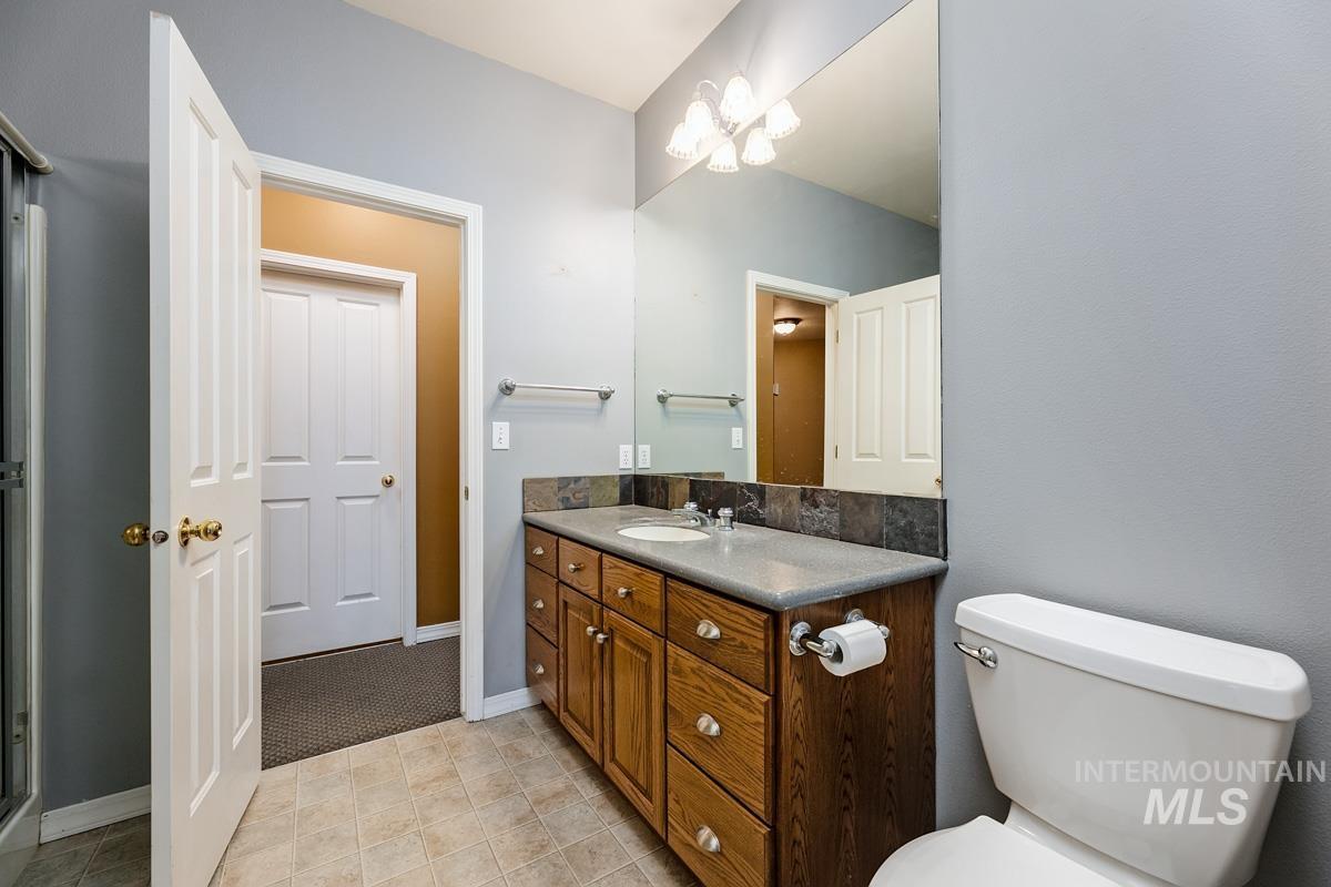963 E Kingsford Dr, Meridian, Idaho 83642, 4 Bedrooms, 3 Bathrooms, Residential For Sale, Price $699,900, 98995097