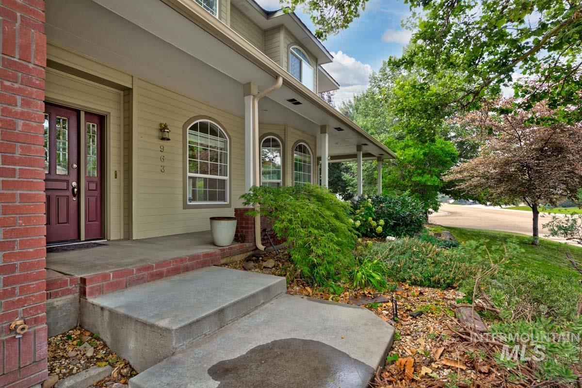 963 E Kingsford Dr, Meridian, Idaho 83642, 4 Bedrooms, 3 Bathrooms, Residential For Sale, Price $699,900, 98995097
