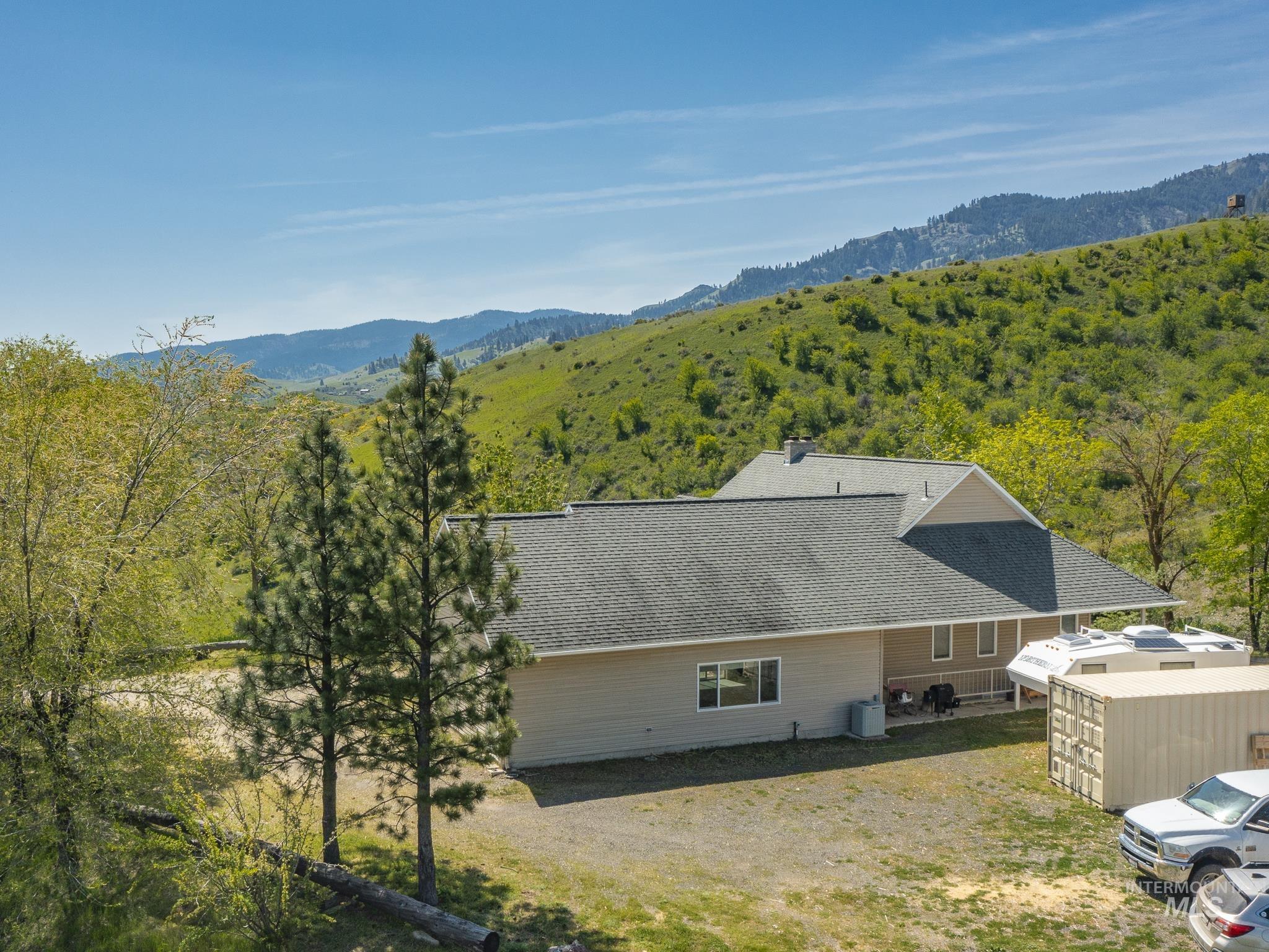 160 Buckhorn Road, White Bird, Idaho 83554, 3 Bedrooms, 3 Bathrooms, Residential For Sale, Price $595,000,MLS 98995103
