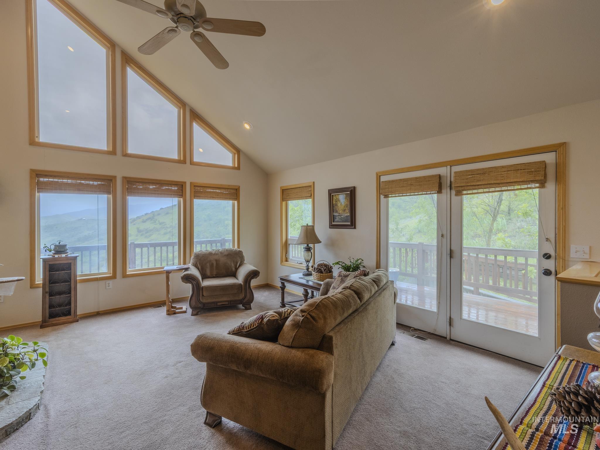 160 Buckhorn Road, White Bird, Idaho 83554, 3 Bedrooms, 3 Bathrooms, Residential For Sale, Price $595,000, 98995103
