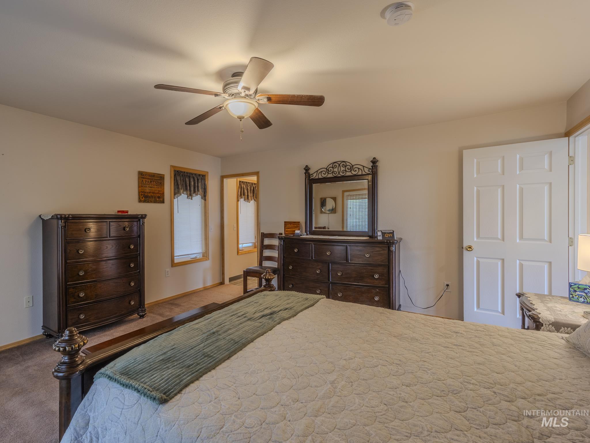 160 Buckhorn Road, White Bird, Idaho 83554, 3 Bedrooms, 3 Bathrooms, Residential For Sale, Price $595,000, 98995103