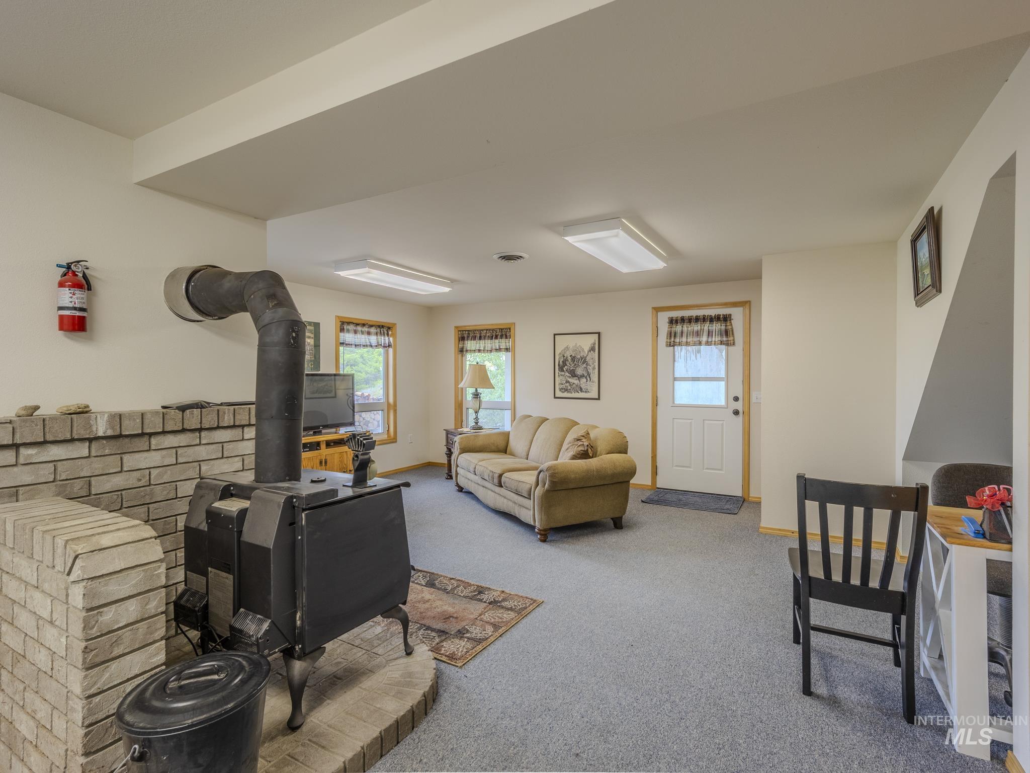 160 Buckhorn Road, White Bird, Idaho 83554, 3 Bedrooms, 3 Bathrooms, Residential For Sale, Price $595,000, 98995103