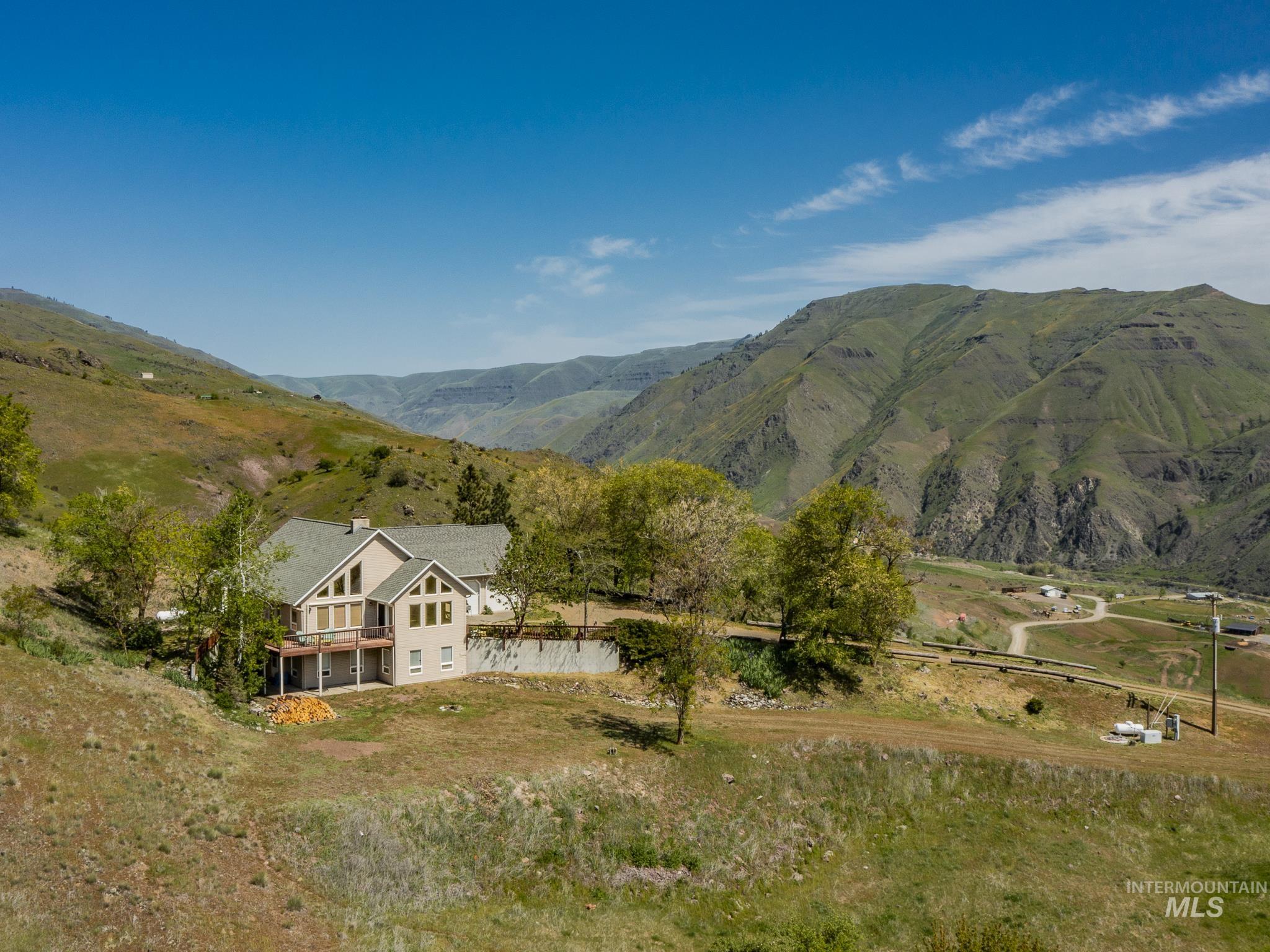 160 Buckhorn Road, White Bird, Idaho 83554, 3 Bedrooms, 3 Bathrooms, Residential For Sale, Price $595,000,MLS 98995103