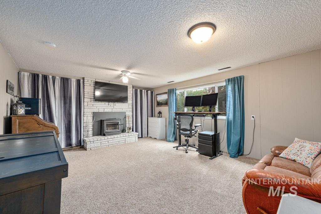 961 N Cleveland Street, Moscow, Idaho 83843, 3 Bedrooms, 3 Bathrooms, Residential For Sale, Price $469,900, 98995105