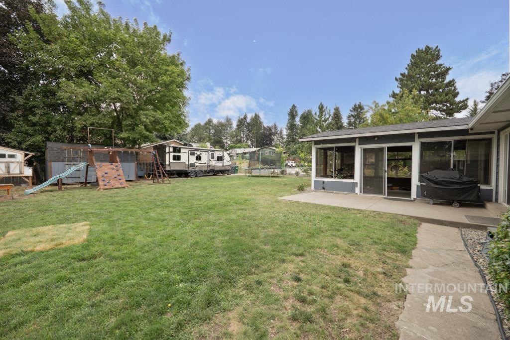 961 N Cleveland Street, Moscow, Idaho 83843, 3 Bedrooms, 3 Bathrooms, Residential For Sale, Price $469,900, 98995105