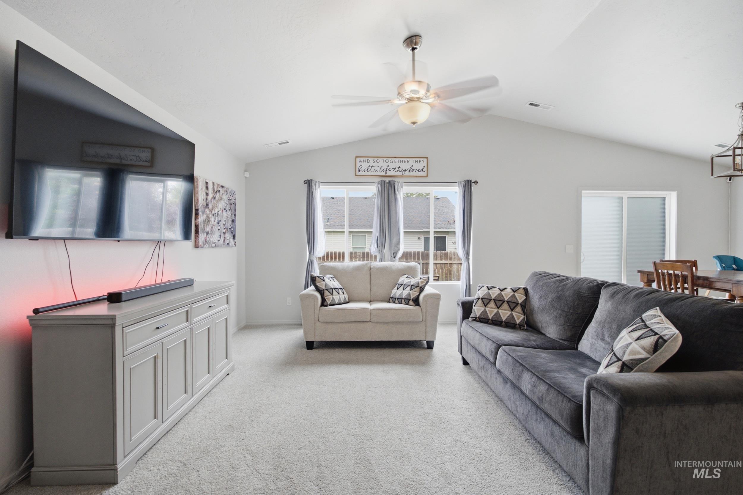 11852 Wilmington St, Caldwell, Idaho 83605, 3 Bedrooms, 2 Bathrooms, Residential For Sale, Price $394,900,MLS 98995107