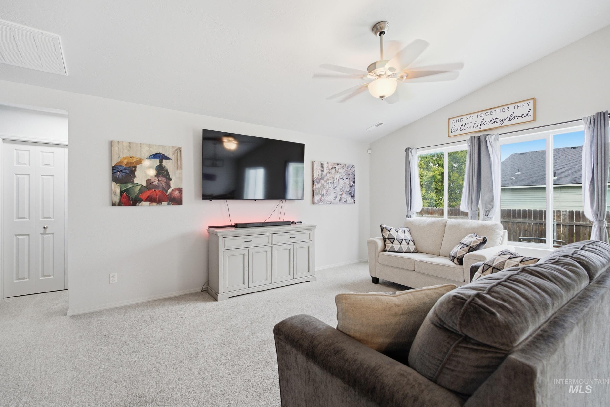 11852 Wilmington St, Caldwell, Idaho 83605, 3 Bedrooms, 2 Bathrooms, Residential For Sale, Price $394,900,MLS 98995107