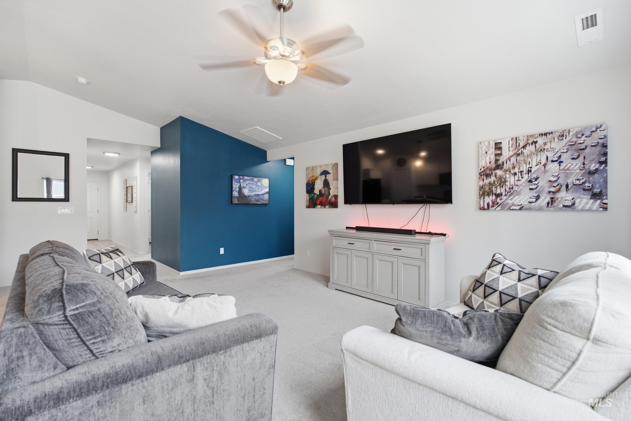 11852 Wilmington St, Caldwell, Idaho 83605, 3 Bedrooms, 2 Bathrooms, Residential For Sale, Price $394,900,MLS 98995107