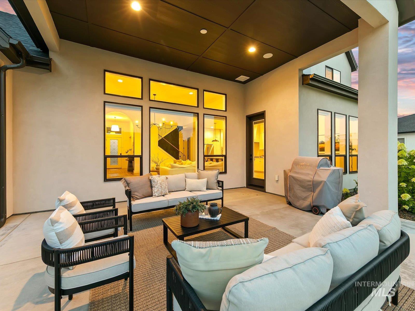 2546 N Heirloom Ave, Eagle, Idaho 83616, 5 Bedrooms, 4 Bathrooms, Residential For Sale, Price $1,384,900,MLS 98995108