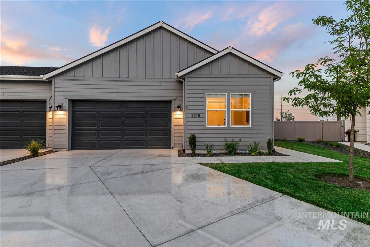 2218 N Leatherwood Ave, Star, Idaho 83669, 2 Bedrooms, 2 Bathrooms, Residential For Sale, Price $459,500,MLS 98995110