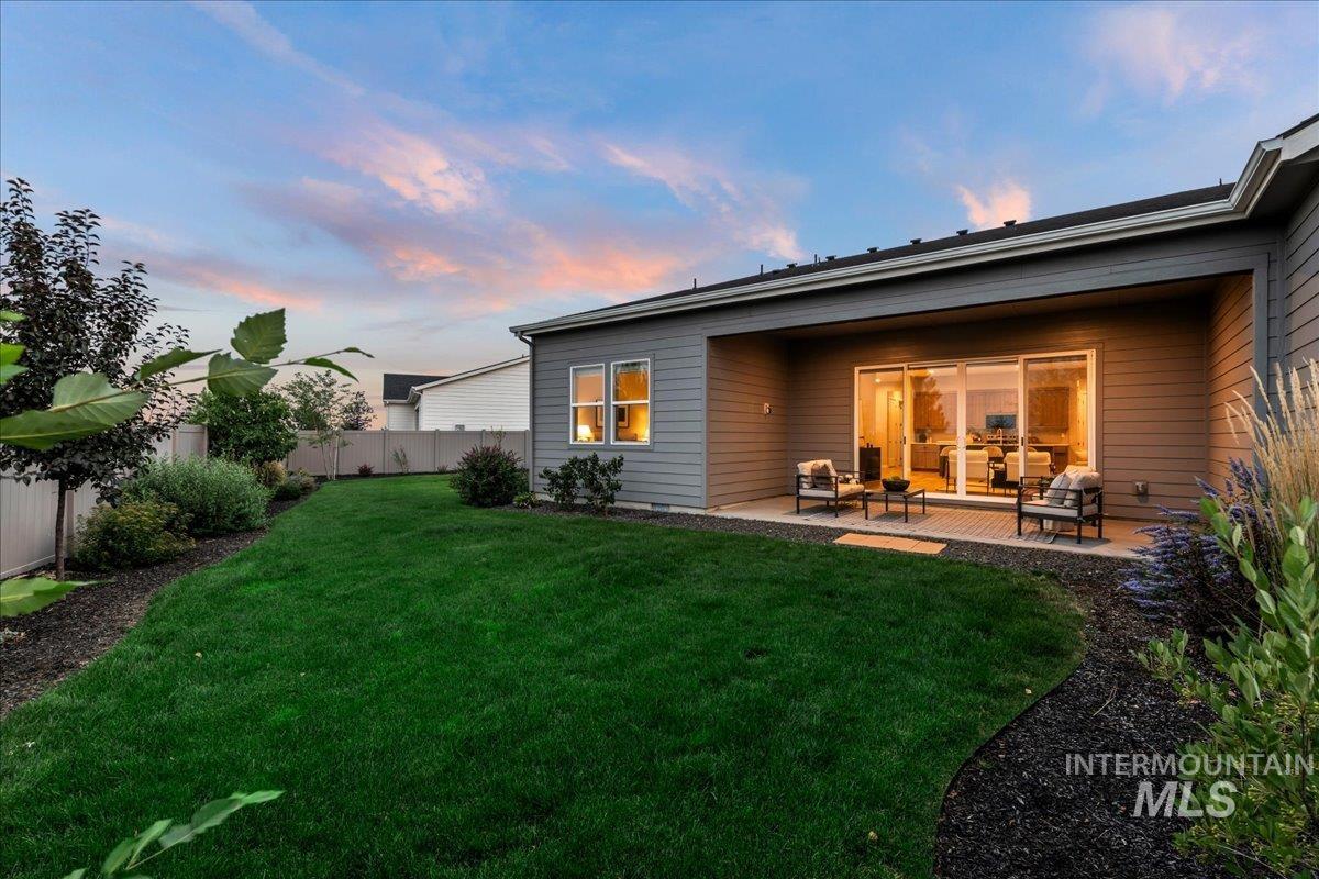 2218 N Leatherwood Ave, Star, Idaho 83669, 2 Bedrooms, 2 Bathrooms, Residential For Sale, Price $459,500,MLS 98995110