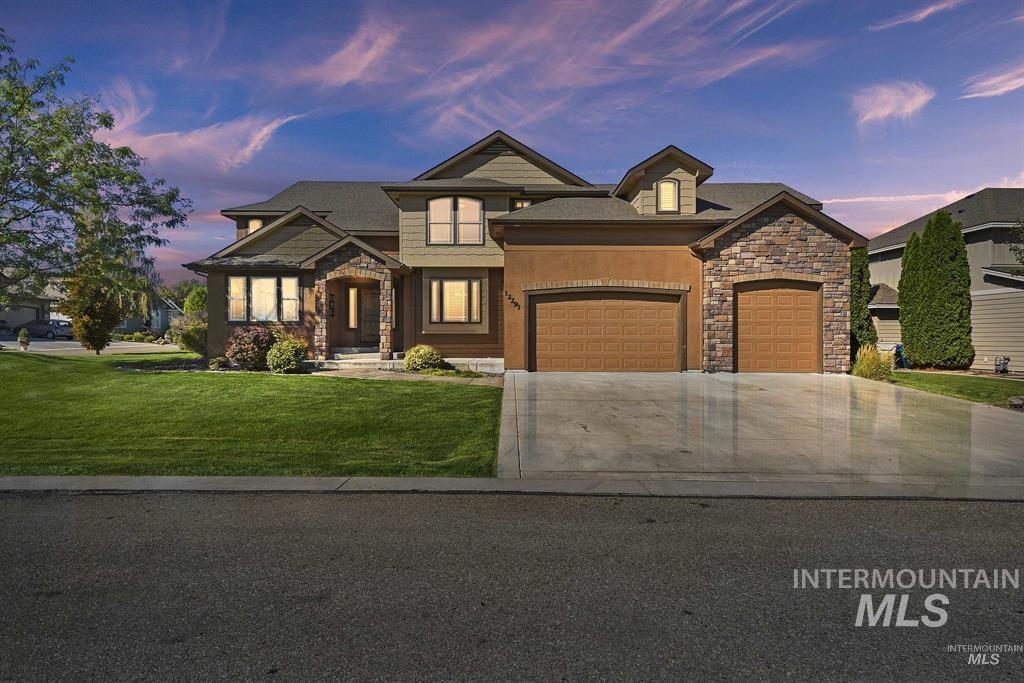 12291 S Essex Way, Nampa, Idaho 83686, 5 Bedrooms, 3.5 Bathrooms, Residential For Sale, Price $705,000,MLS 98995114
