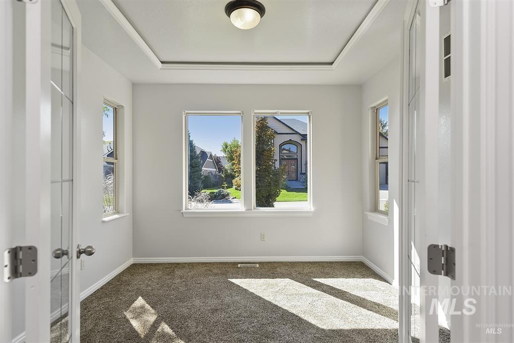 12291 S Essex Way, Nampa, Idaho 83686, 5 Bedrooms, 3.5 Bathrooms, Residential For Sale, Price $705,000,MLS 98995114