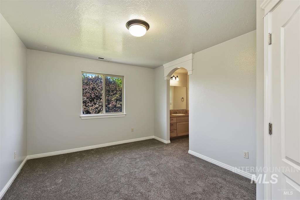 12291 S Essex Way, Nampa, Idaho 83686, 5 Bedrooms, 3.5 Bathrooms, Residential For Sale, Price $705,000,MLS 98995114