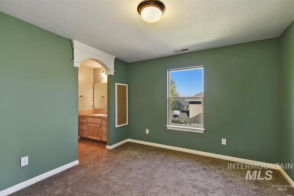 12291 S Essex Way, Nampa, Idaho 83686, 5 Bedrooms, 3.5 Bathrooms, Residential For Sale, Price $705,000,MLS 98995114