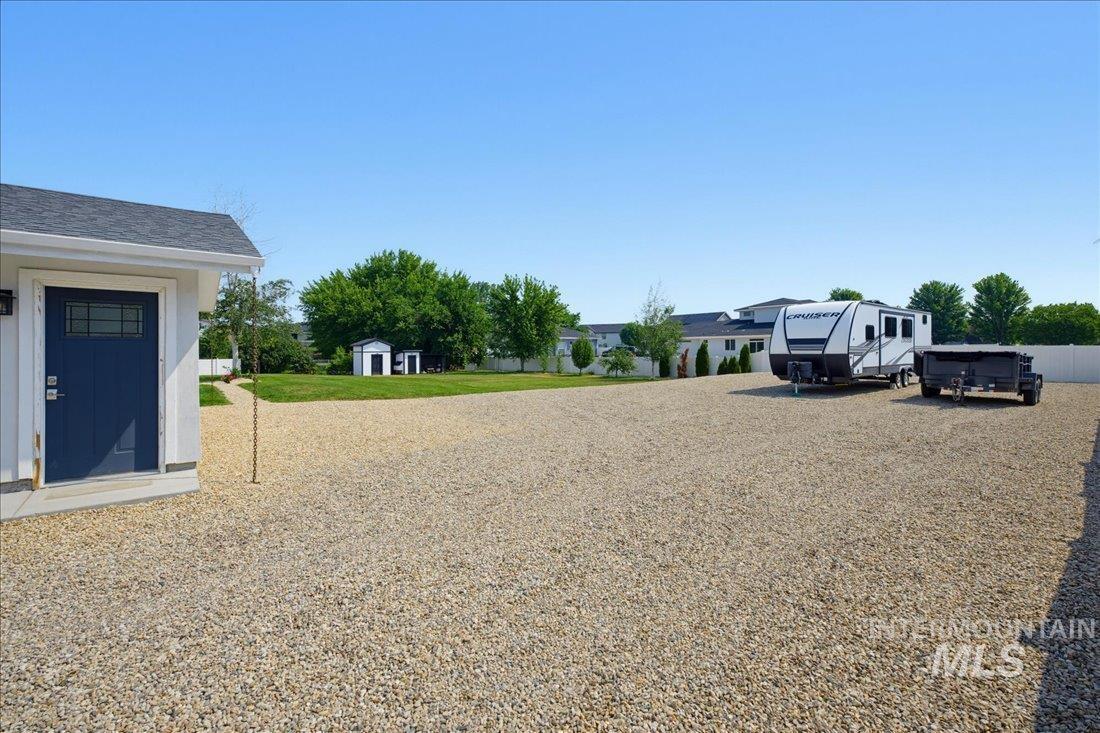 2480 S Cloverdale Rd, Boise, Idaho 83709, 4 Bedrooms, 3 Bathrooms, Residential For Sale, Price $993,750,MLS 98995115