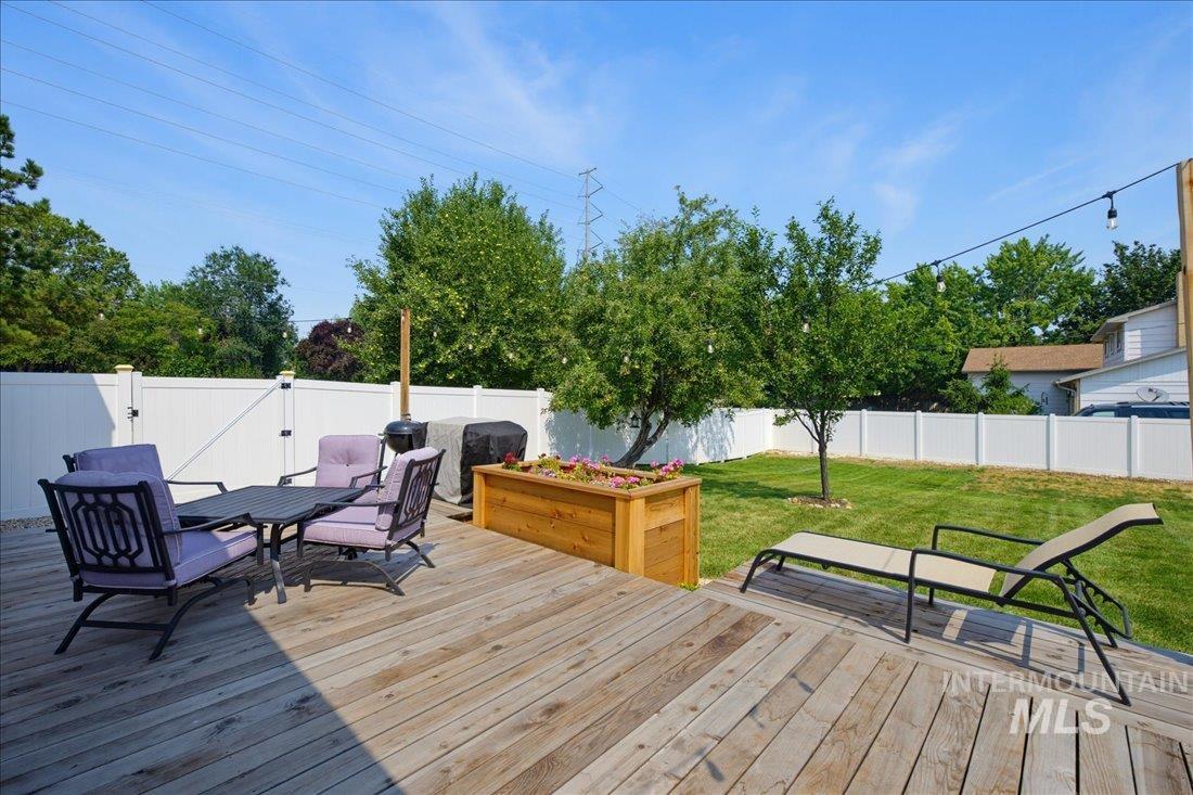2480 S Cloverdale Rd, Boise, Idaho 83709, 4 Bedrooms, 3 Bathrooms, Residential For Sale, Price $993,750,MLS 98995115