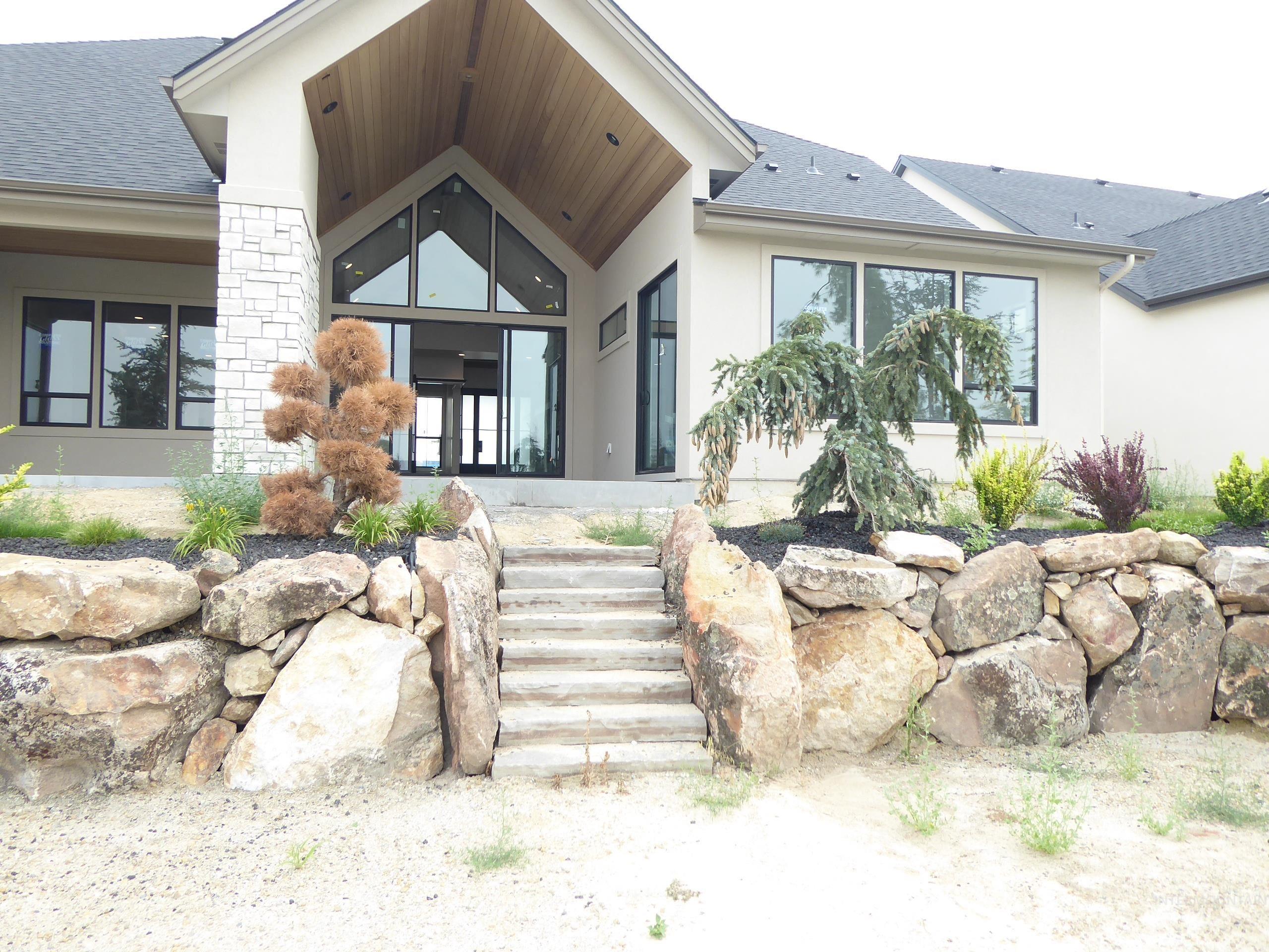 3669 N Bellrock Avenue, Eagle, Idaho 83616, 4 Bedrooms, 3.5 Bathrooms, Residential For Sale, Price $1,932,000,MLS 98995118