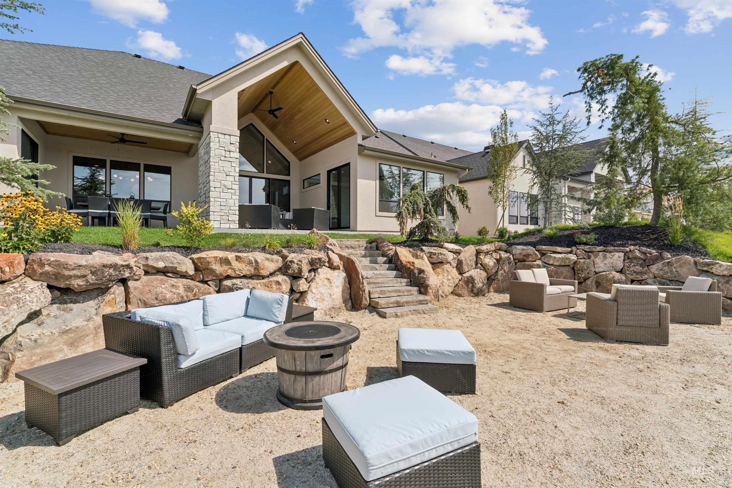 3669 N Bellrock Avenue, Eagle, Idaho 83616, 4 Bedrooms, 3.5 Bathrooms, Residential For Sale, Price $1,932,000,MLS 98995118