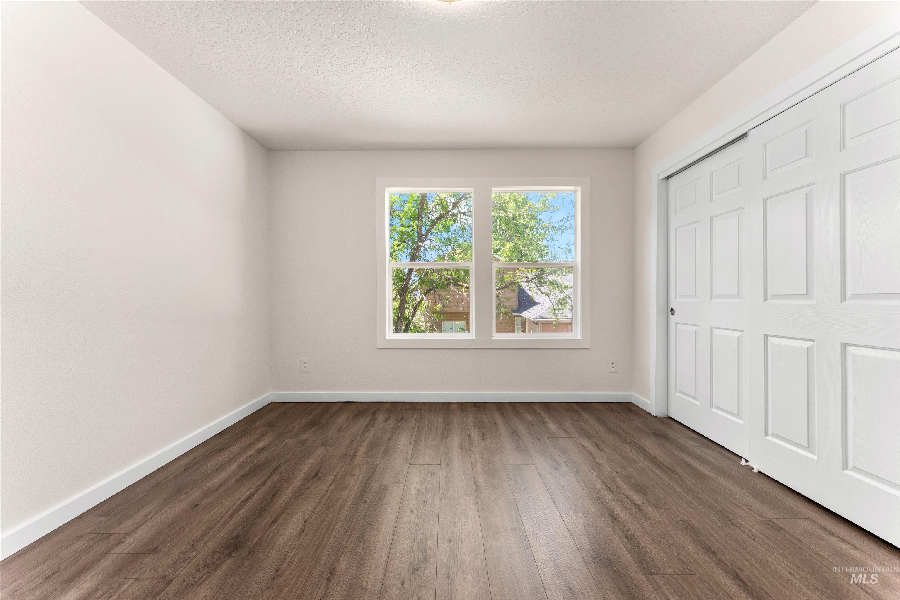 3421 N Tweedbrook Pl., Boise, Idaho 83713, 5 Bedrooms, 2.5 Bathrooms, Residential For Sale, Price $599,990,MLS 98995120