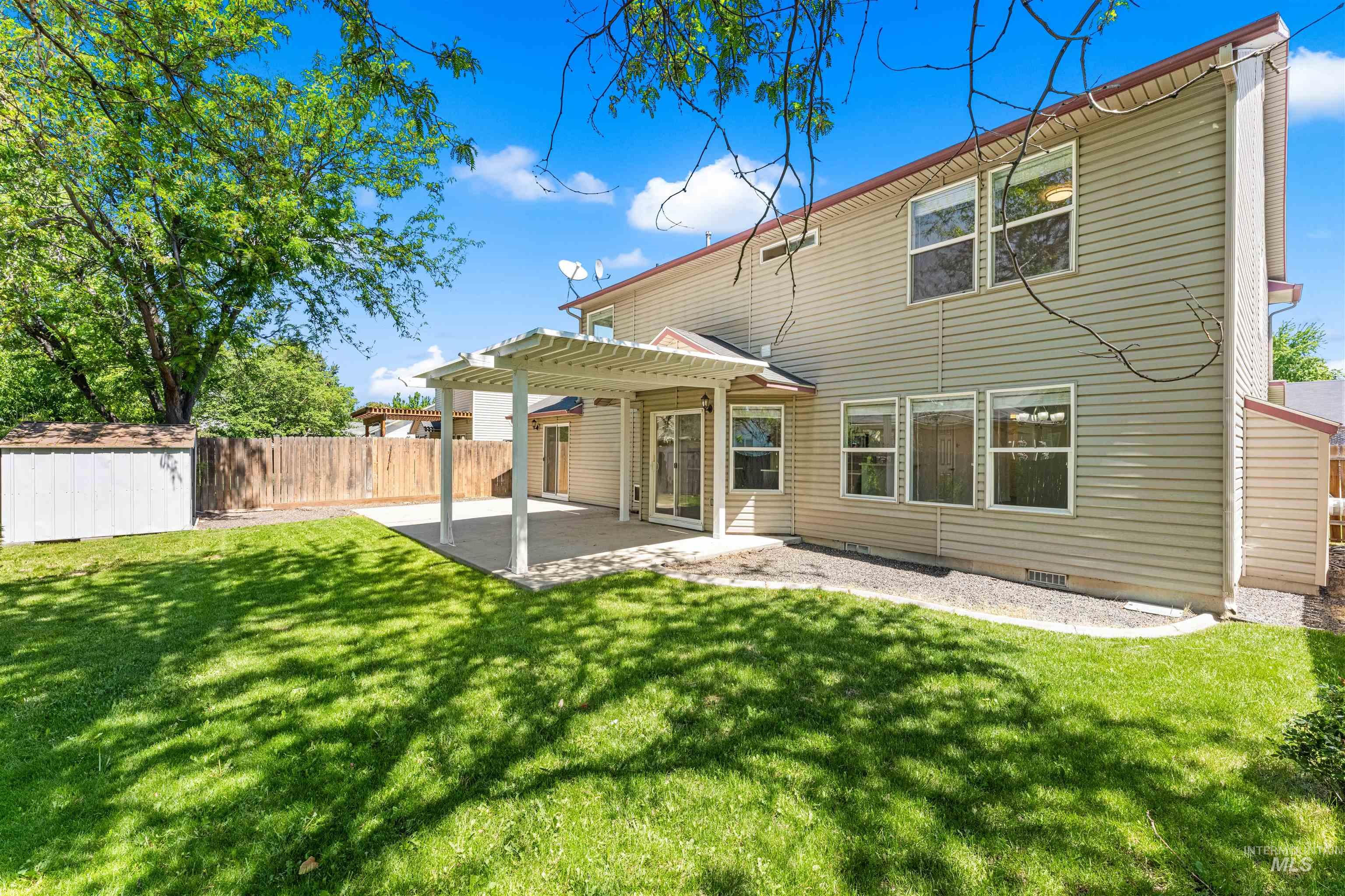 3421 N Tweedbrook Pl., Boise, Idaho 83713, 5 Bedrooms, 2.5 Bathrooms, Residential For Sale, Price $599,990,MLS 98995120