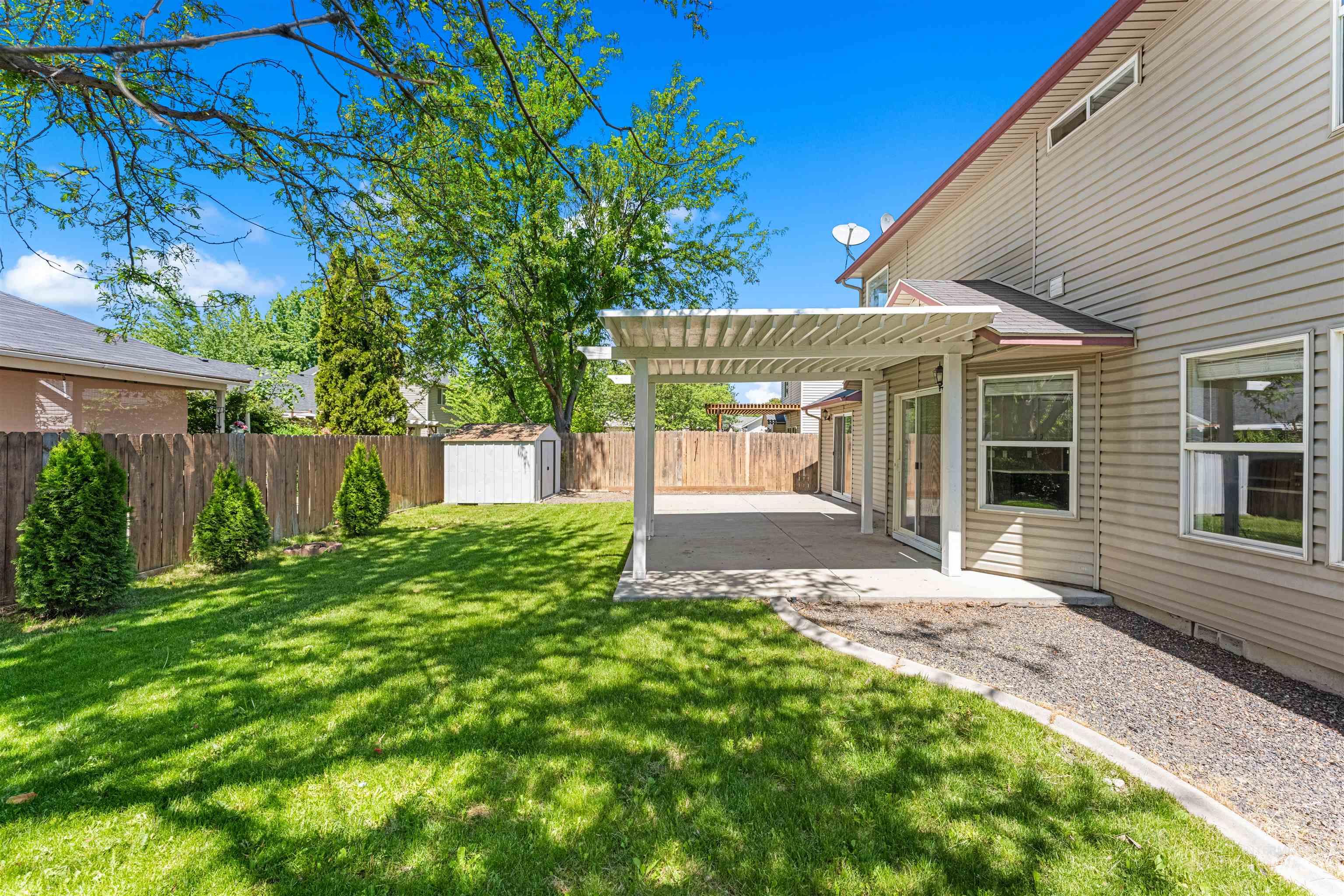 3421 N Tweedbrook Pl., Boise, Idaho 83713, 5 Bedrooms, 2.5 Bathrooms, Residential For Sale, Price $599,990,MLS 98995120