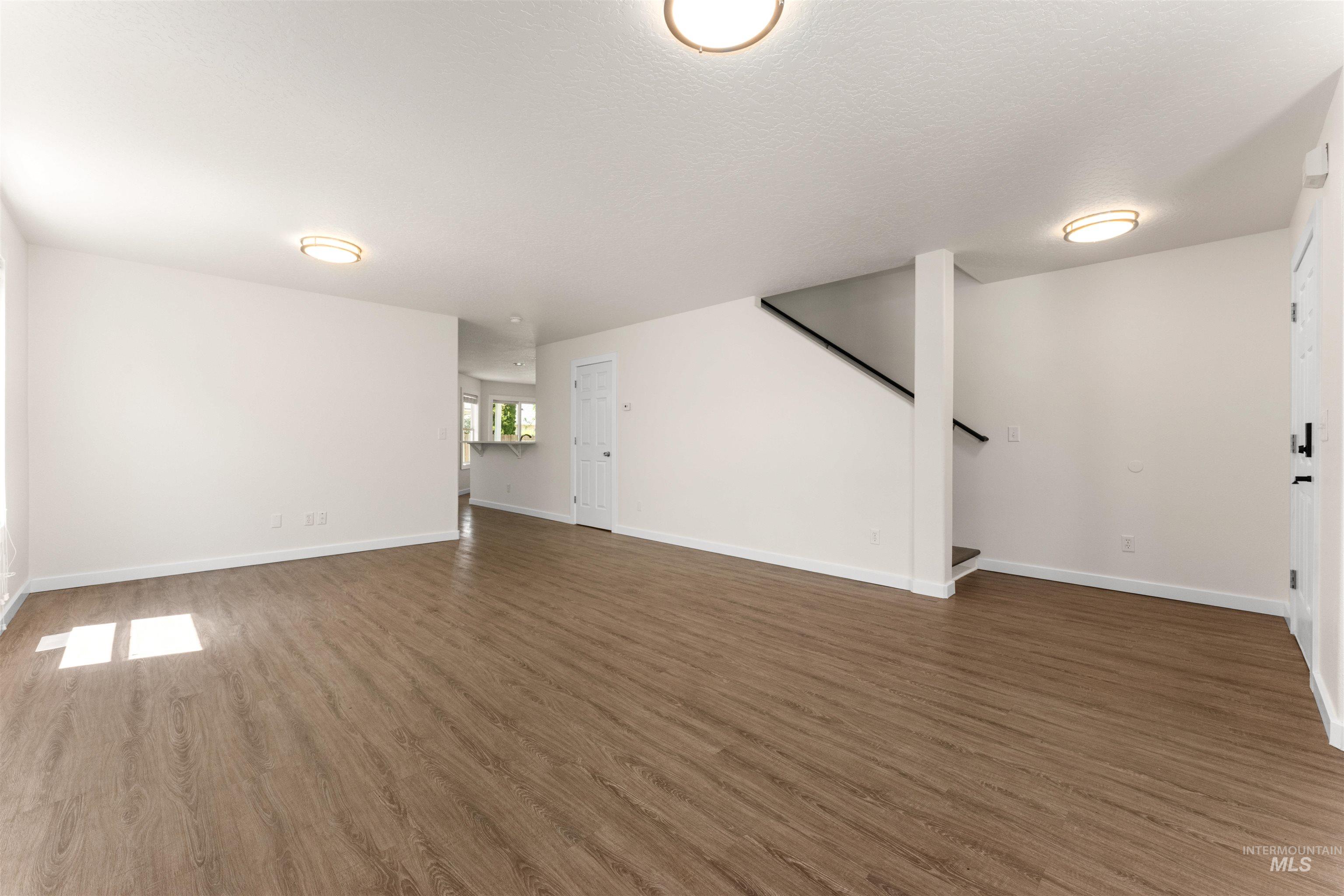 3421 N Tweedbrook Pl., Boise, Idaho 83713, 5 Bedrooms, 2.5 Bathrooms, Residential For Sale, Price $599,990,MLS 98995120