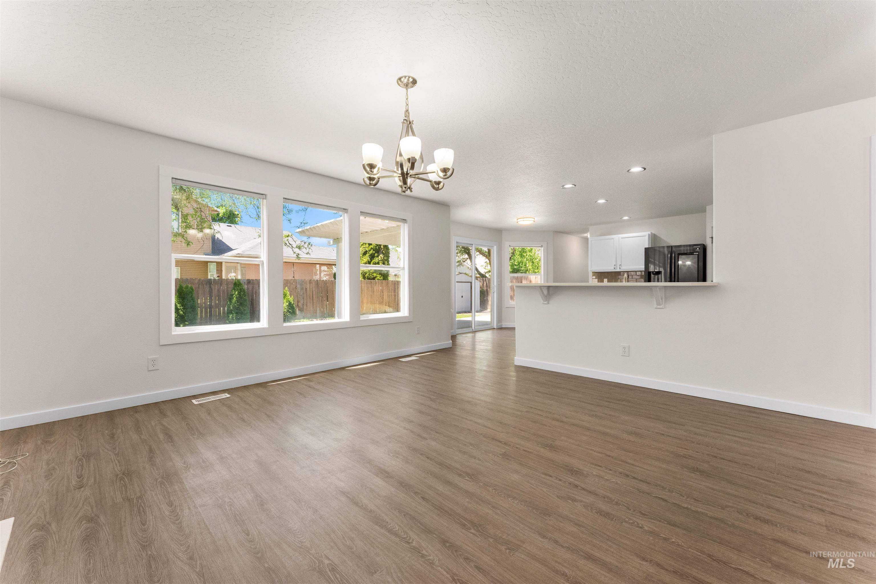 3421 N Tweedbrook Pl., Boise, Idaho 83713, 5 Bedrooms, 2.5 Bathrooms, Residential For Sale, Price $599,990,MLS 98995120