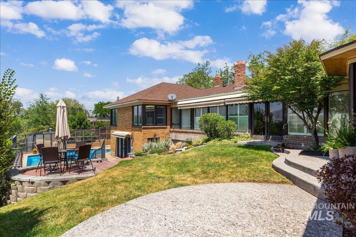 173 S 15th, Pocatello, Idaho 83201, 4 Bedrooms, 3.5 Bathrooms, Residential For Sale, Price $649,000,MLS 98995121