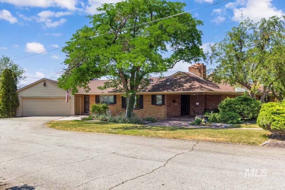 173 S 15th, Pocatello, Idaho 83201, 4 Bedrooms, 3.5 Bathrooms, Residential For Sale, Price $649,000,MLS 98995121
