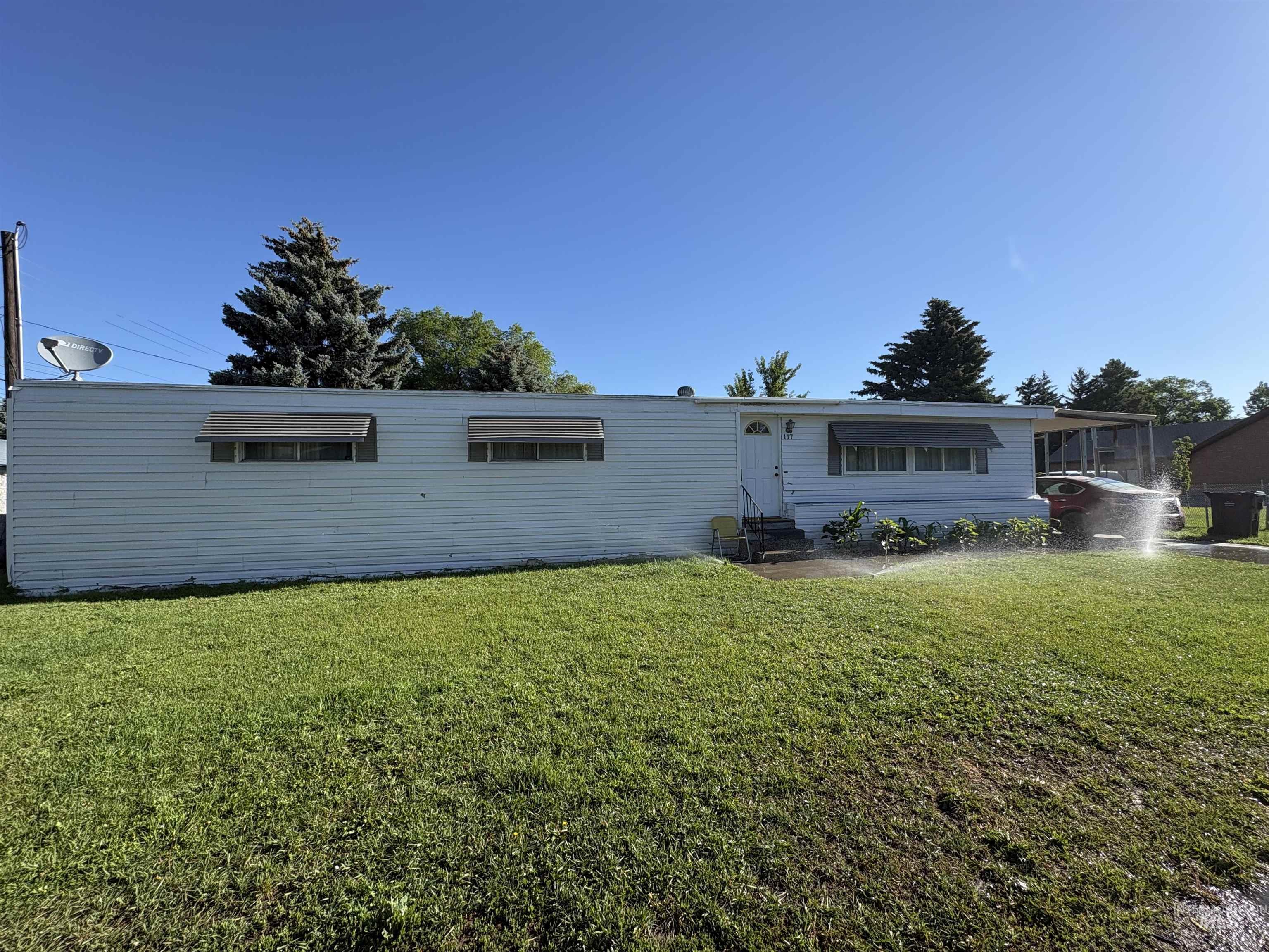 117 E 5th Street, Shoshone, Idaho 83352, 3 Bedrooms, 2 Bathrooms, Residential For Sale, Price $168,000, 98995123