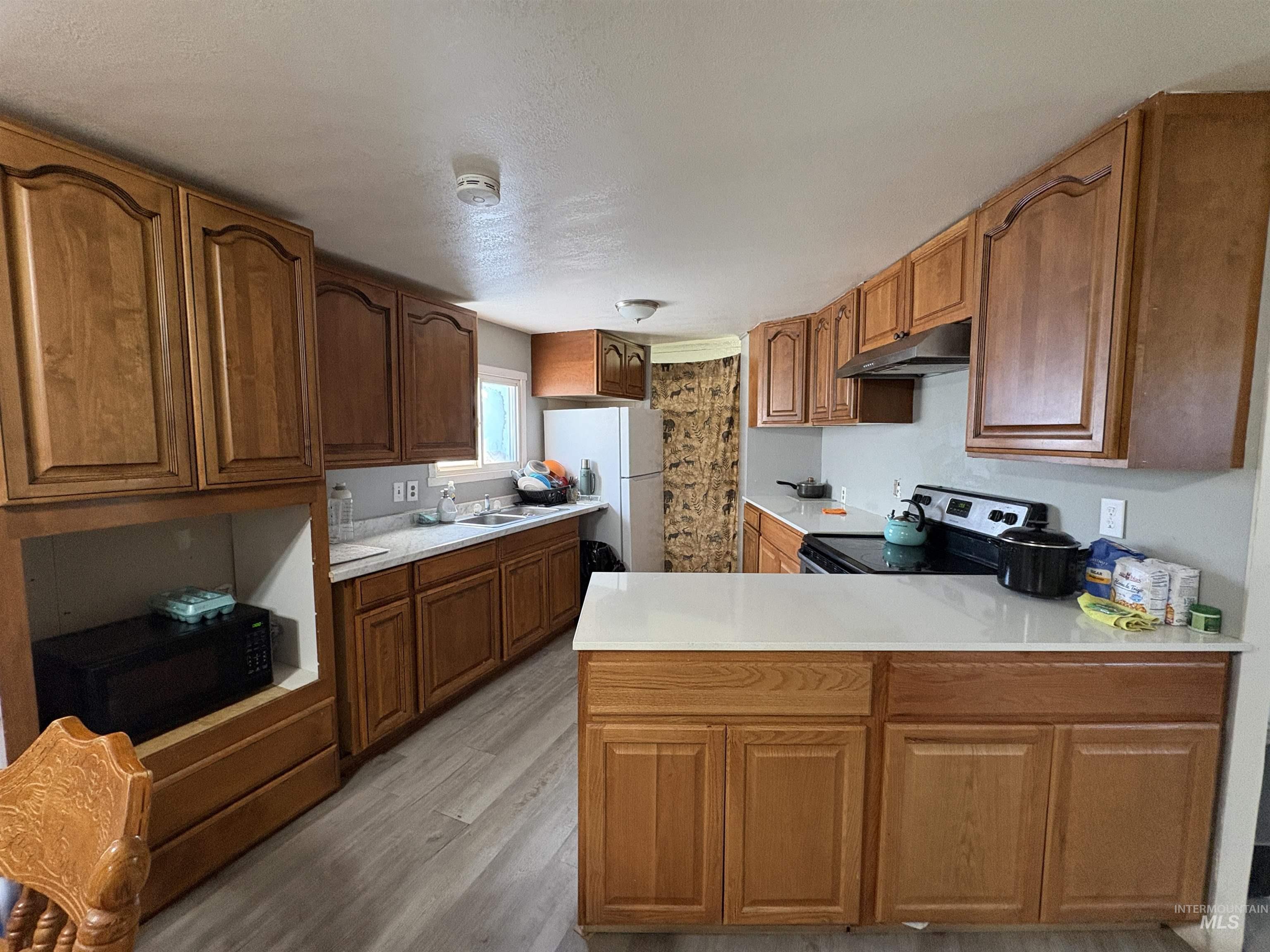 117 E 5th Street, Shoshone, Idaho 83352, 3 Bedrooms, 2 Bathrooms, Residential For Sale, Price $168,000, 98995123