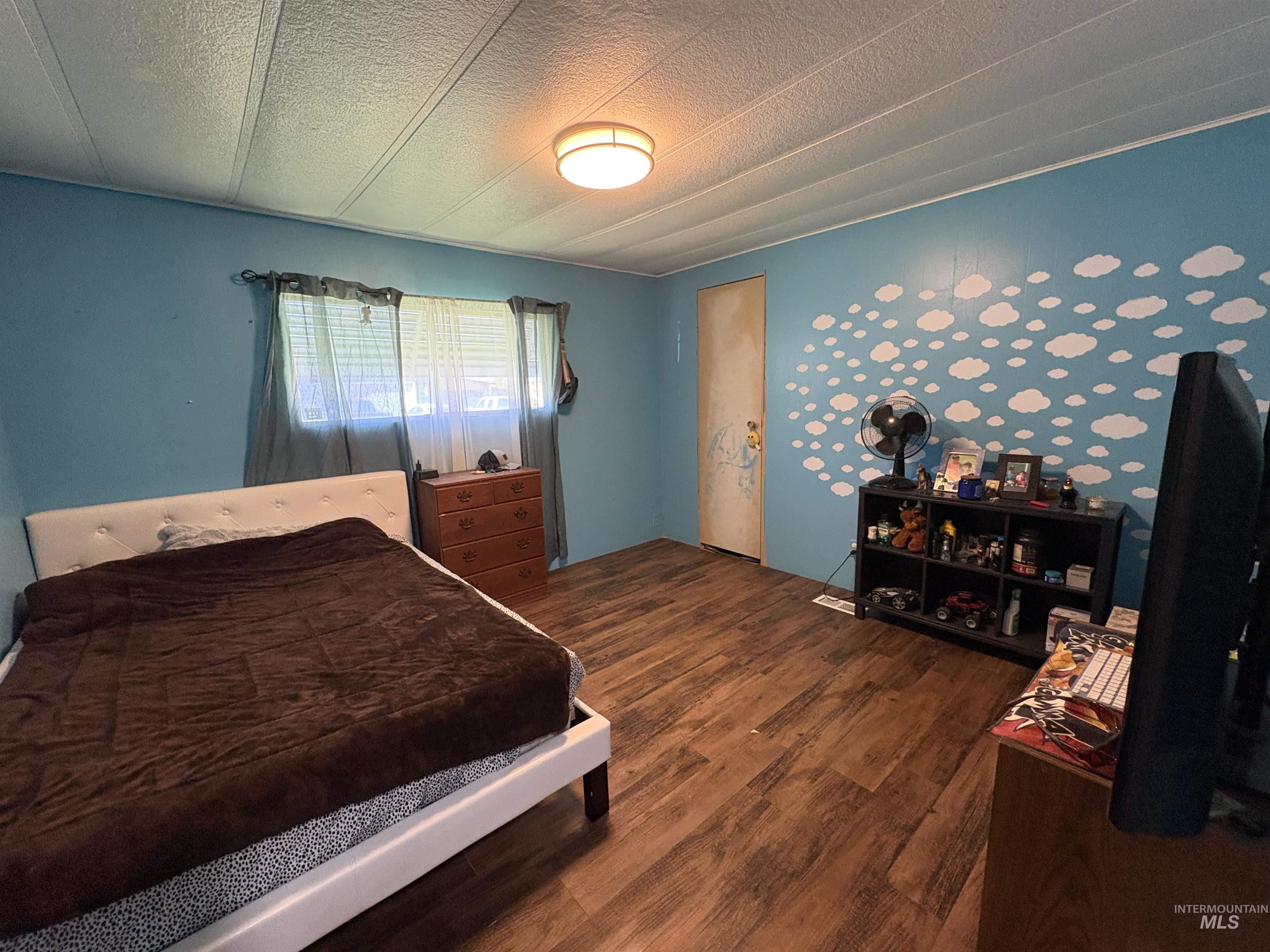 117 E 5th Street, Shoshone, Idaho 83352, 3 Bedrooms, 2 Bathrooms, Residential For Sale, Price $168,000, 98995123