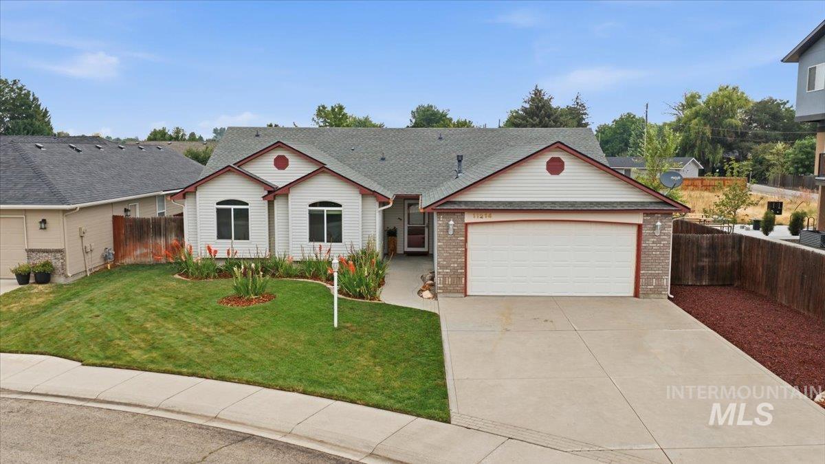 11214 W Poppy St, Boise, Idaho 83713, 4 Bedrooms, 2 Bathrooms, Residential For Sale, Price $459,900,MLS 98995132