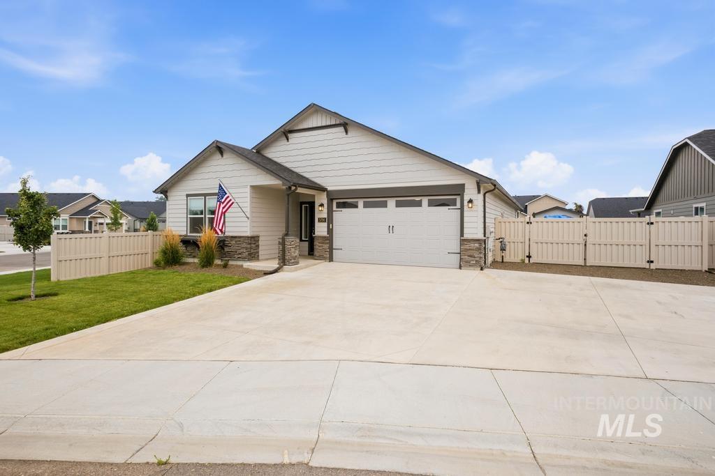 5790 E Lekeitio Village Dr, Nampa, Idaho 83687, 4 Bedrooms, 2 Bathrooms, Residential For Sale, Price $499,900,MLS 98995133