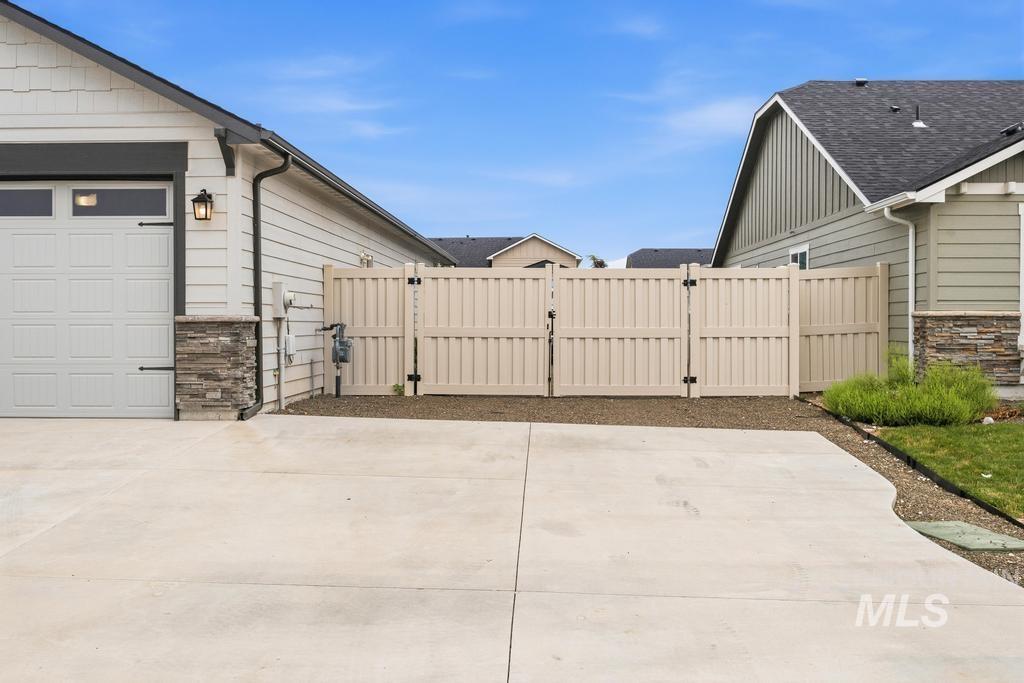 5790 E Lekeitio Village Dr, Nampa, Idaho 83687, 4 Bedrooms, 2 Bathrooms, Residential For Sale, Price $499,900,MLS 98995133