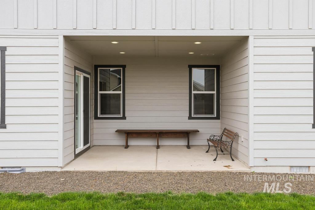 5790 E Lekeitio Village Dr, Nampa, Idaho 83687, 4 Bedrooms, 2 Bathrooms, Residential For Sale, Price $499,900,MLS 98995133