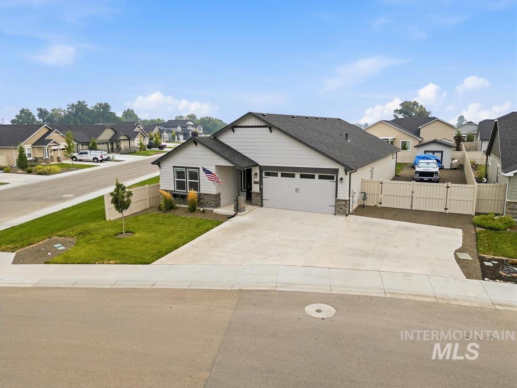 5790 E Lekeitio Village Dr, Nampa, Idaho 83687, 4 Bedrooms, 2 Bathrooms, Residential For Sale, Price $499,900,MLS 98995133